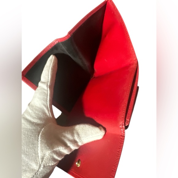 Louis Vuitton Red Epi Wallet with Temporary  Crossbody Conversion - Picture 10 of 10